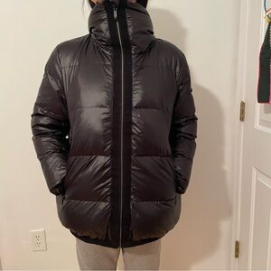 BCBGMAXAZRIA Women’s Black Puffer Jacket